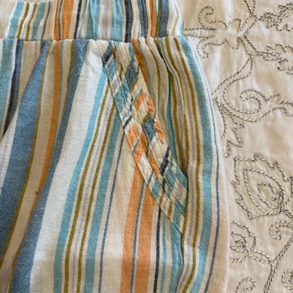 Briggs Women's Linen Blend Pull-On Shorts with Pockets Size Medium Blue Stripe. - Picture 7 of 11